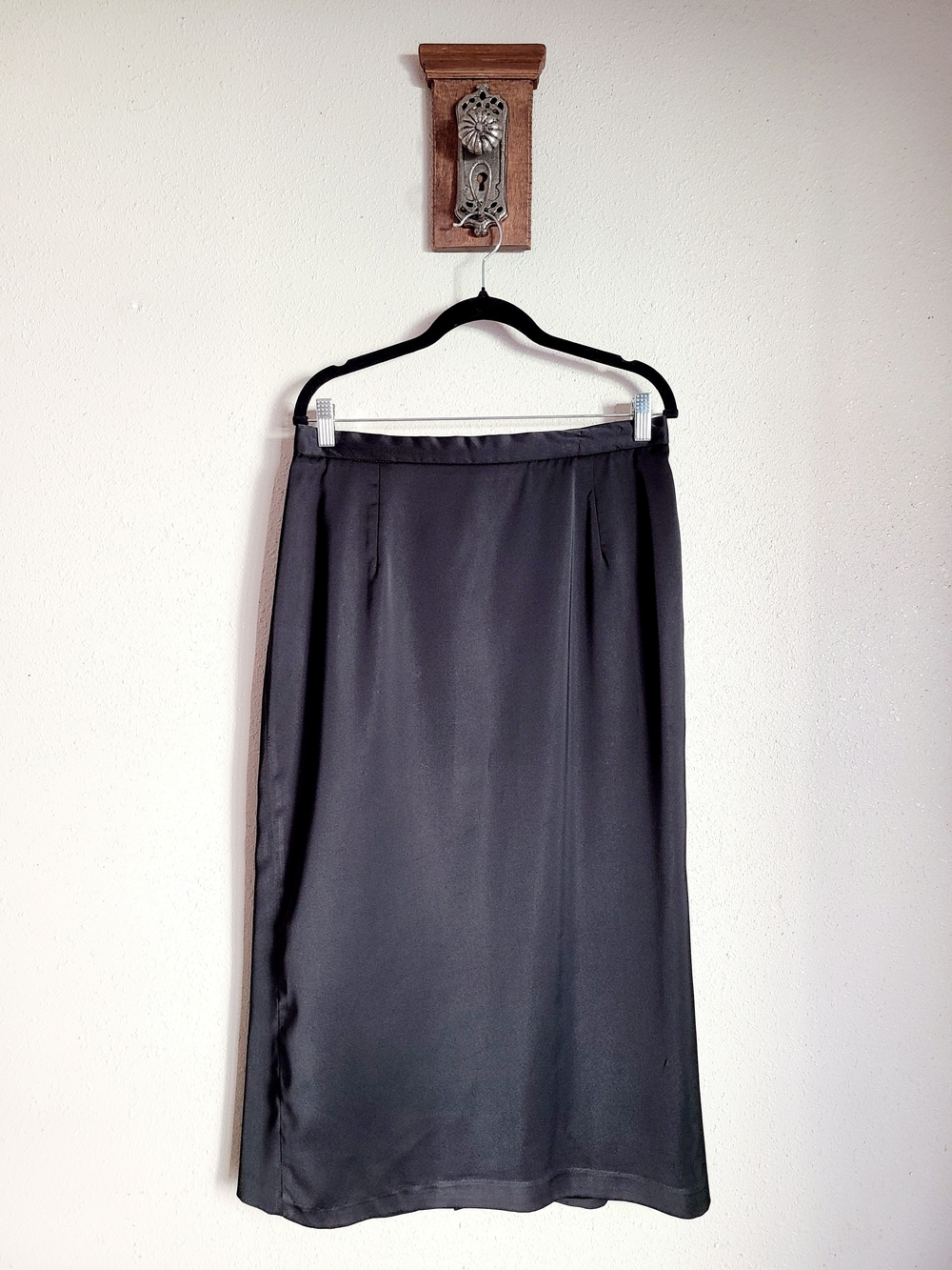 Timeless Black Midi Skirt - Sleek Women's Staple